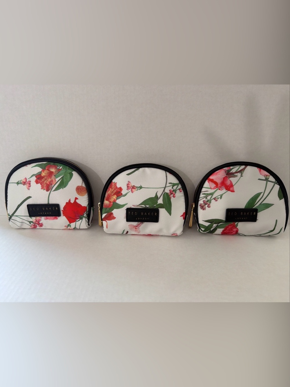 3 PIECE SMALL COMPACT JEWELRY POUCH MAKEUP COSMETICS BAG TED BAKER WHITE FLORAL